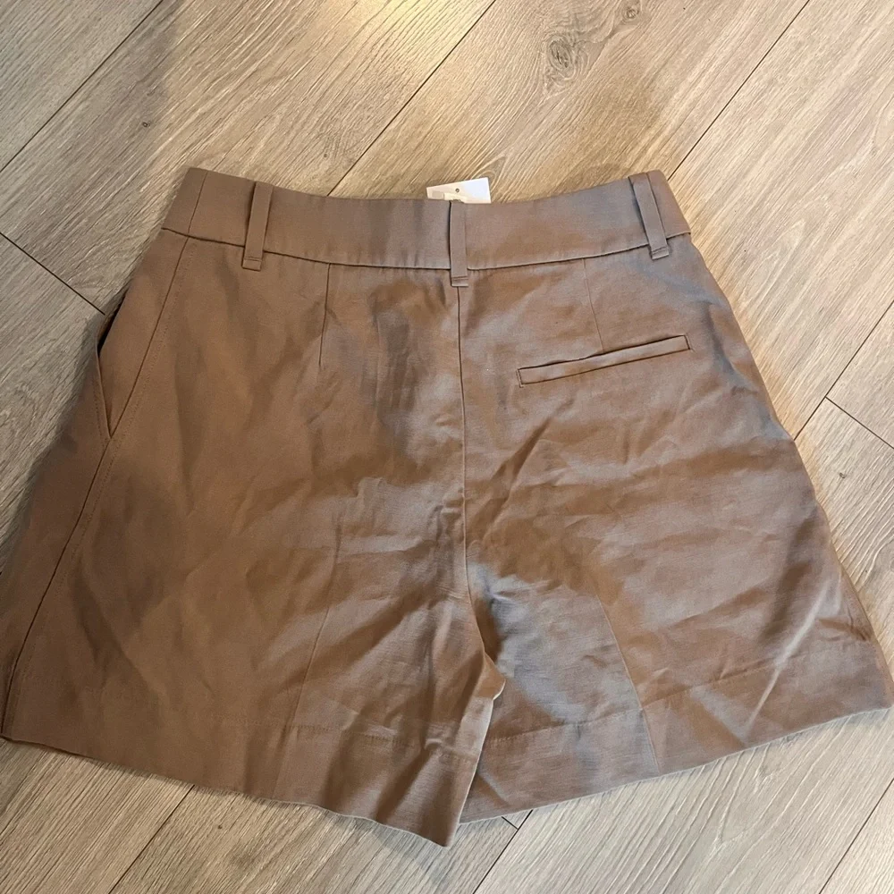 Women's Tan Buisness Shorts 6